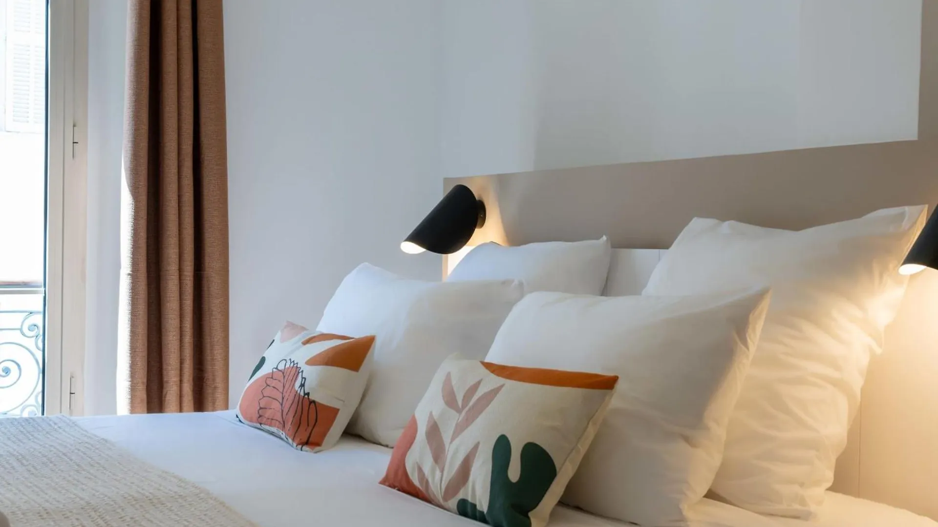 2-Br Apartment Terrace Cannes City Centre Francie